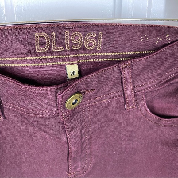 DL1961 Florence Skinny Instasculpt Maroon Jeans - Picture 2 of 9